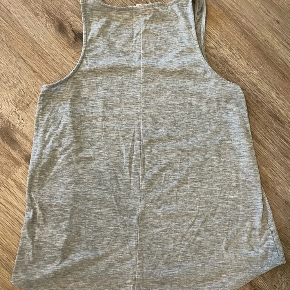 Mossimo Racerback Tank Top - Picture 2 of 5